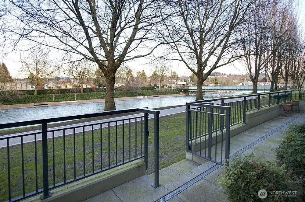 55 Williams Avenue S #201 Renton, WA 98057