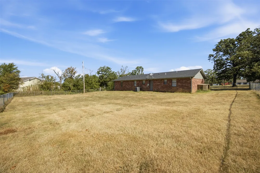399 Redbird Drive McAlester, OK 74501