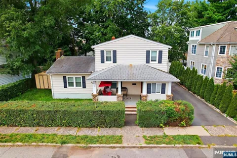 12-68 6th Street