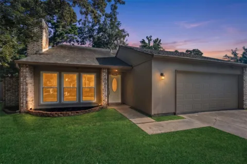 3223 Holly Green Drive