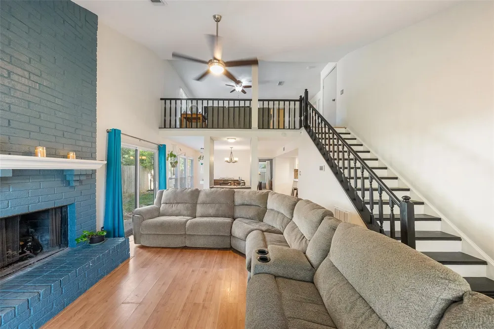 3223 Holly Green Drive Kingwood, TX 77339