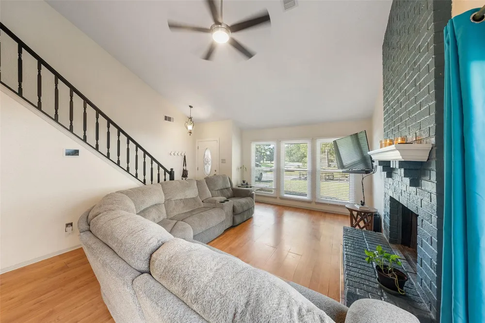 3223 Holly Green Drive Kingwood, TX 77339