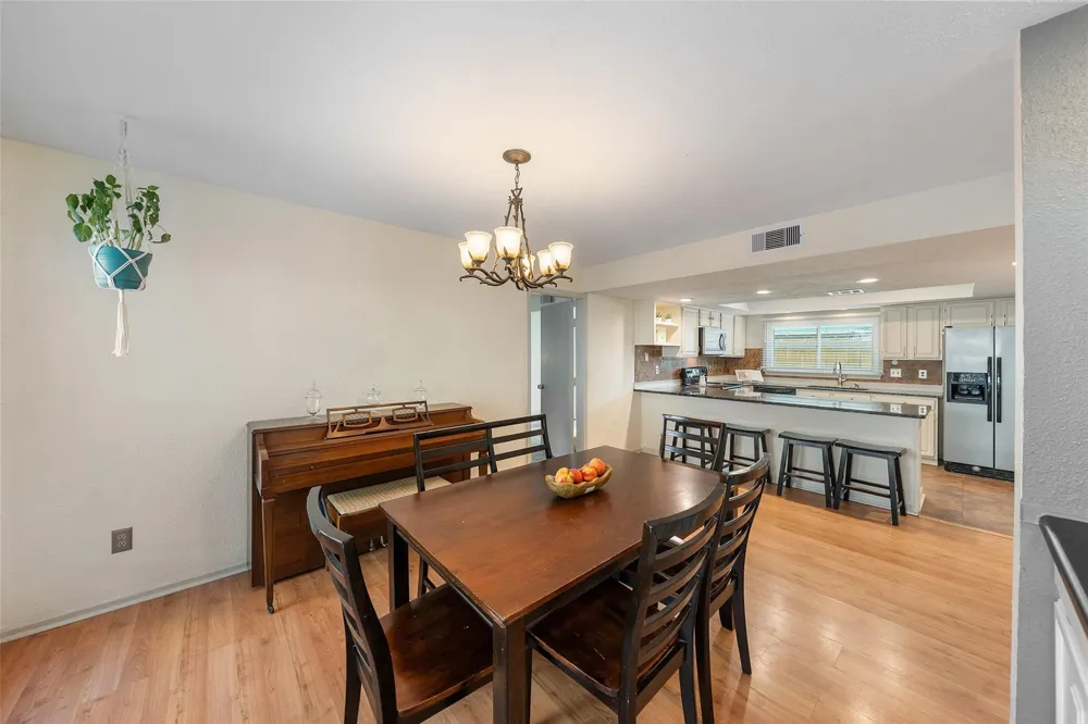 3223 Holly Green Drive Kingwood, TX 77339