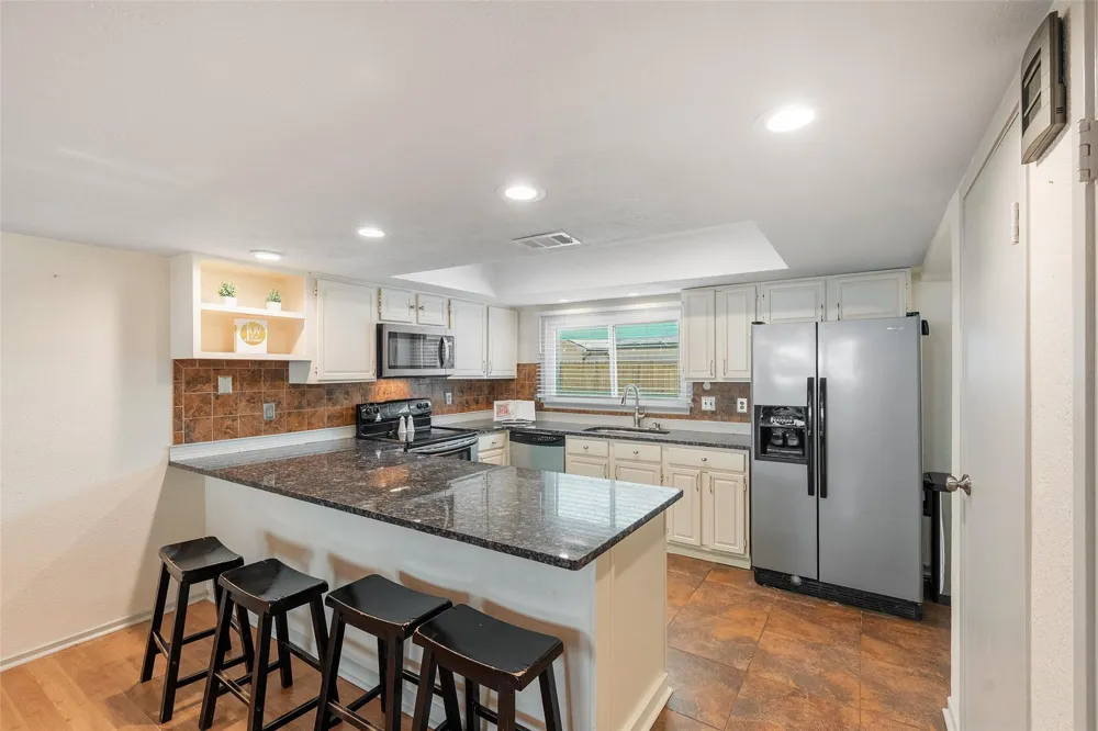 3223 Holly Green Drive Kingwood, TX 77339