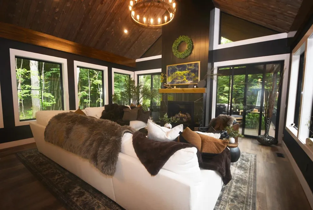 11269 Cedar Valley Ridge Drive Long Lake Township, MI 49684