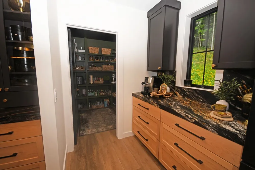 11269 Cedar Valley Ridge Drive Long Lake Township, MI 49684