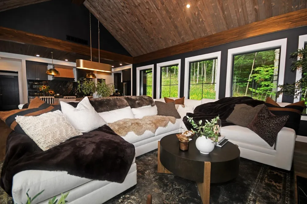 11269 Cedar Valley Ridge Drive Long Lake Township, MI 49684