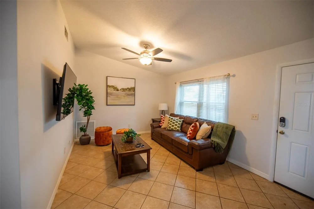 2613 SUMMIT STREET Palm Harbor, FL 34683