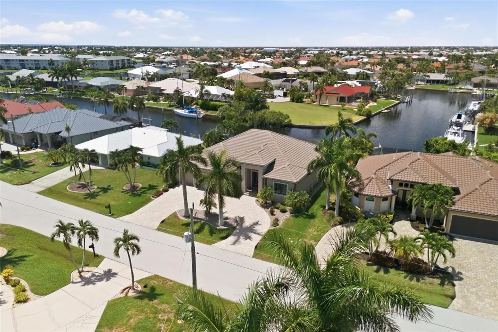 1418 KINGLET DRIVE Punta Gorda, FL 33950