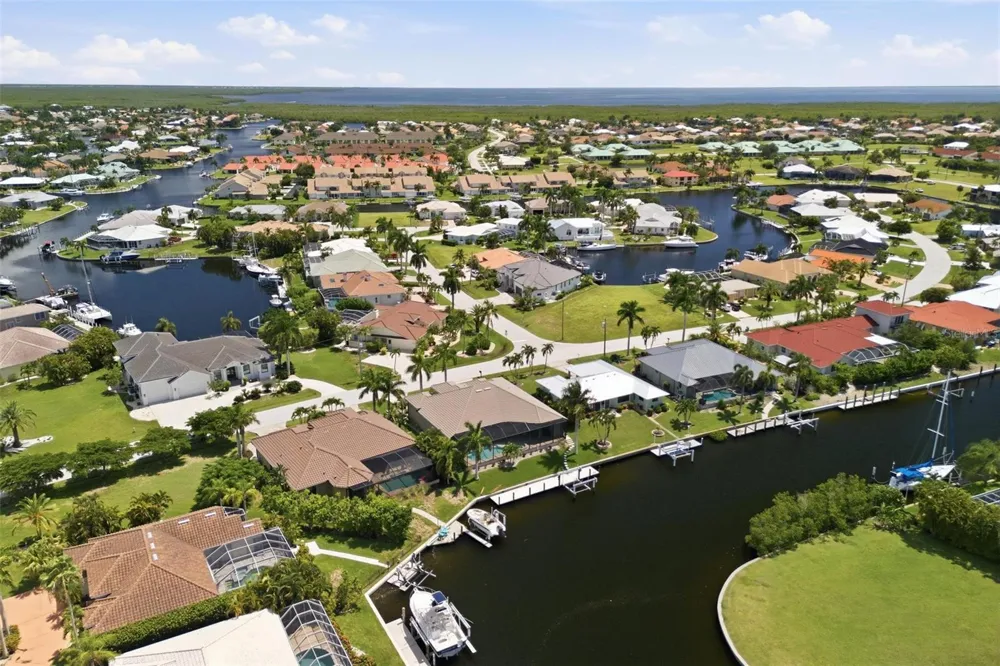 1418 KINGLET DRIVE Punta Gorda, FL 33950