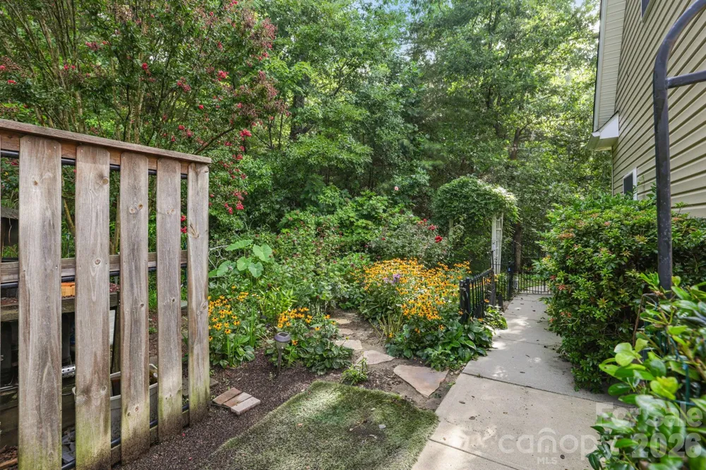 254 Kanuga Forest Drive Hendersonville, NC 28739
