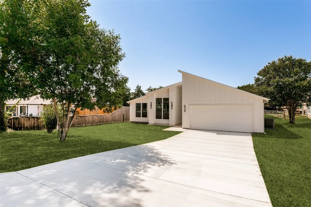 639 Matador Oak Point, TX 75068