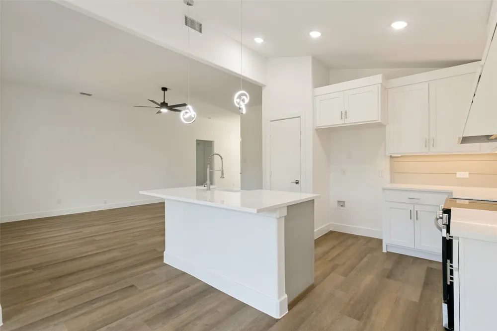 639 Matador Oak Point, TX 75068