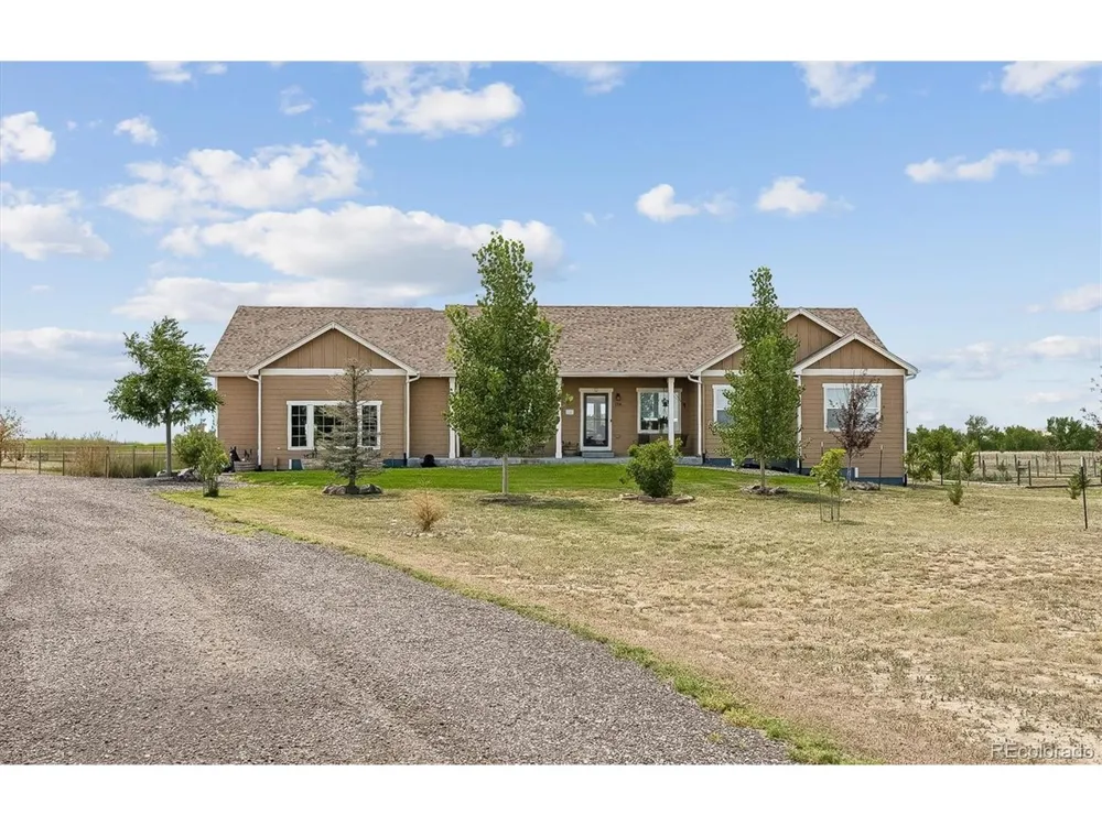 156 W 8th Avenue Byers, CO 80103