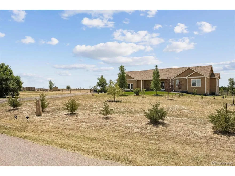 156 W 8th Avenue Byers, CO 80103
