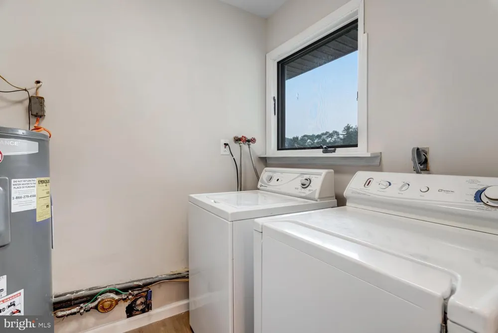 56 GEORGETOWN BOULEVARD Barnegat, NJ 08005