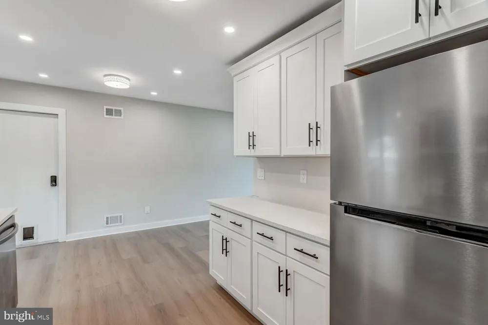 56 GEORGETOWN BOULEVARD Barnegat, NJ 08005