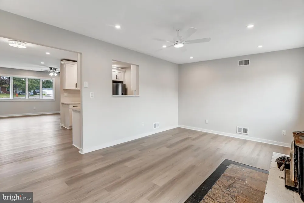 56 GEORGETOWN BOULEVARD Barnegat, NJ 08005