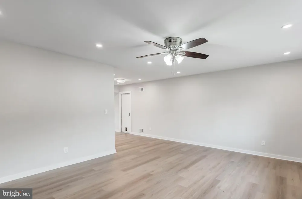 56 GEORGETOWN BOULEVARD Barnegat, NJ 08005