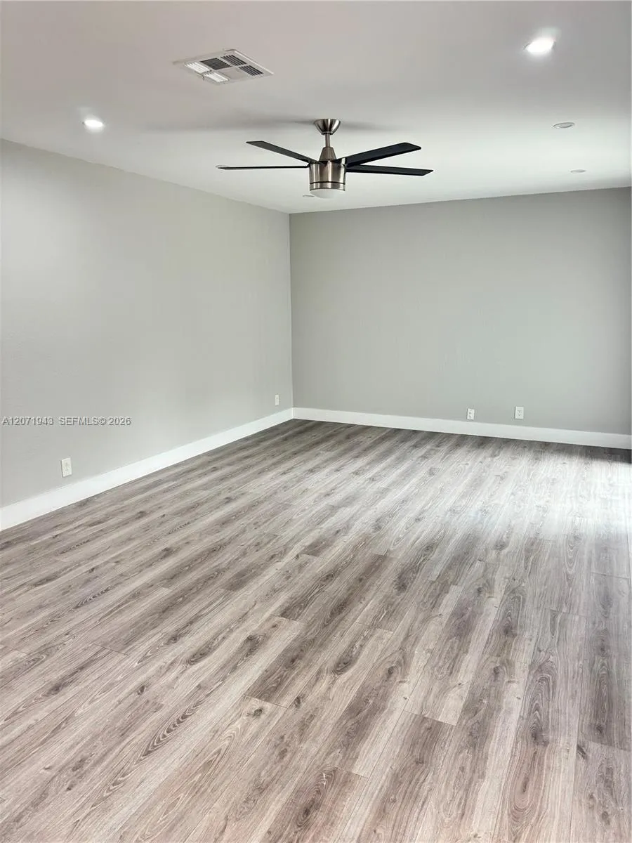 2528 NW 99th Ave #2528 Coral Springs, FL 33065