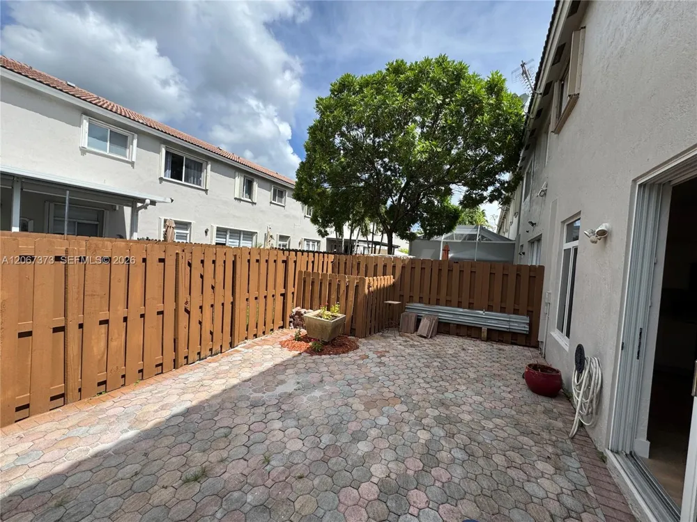 5606 NW 112th Psge Doral, FL 33178