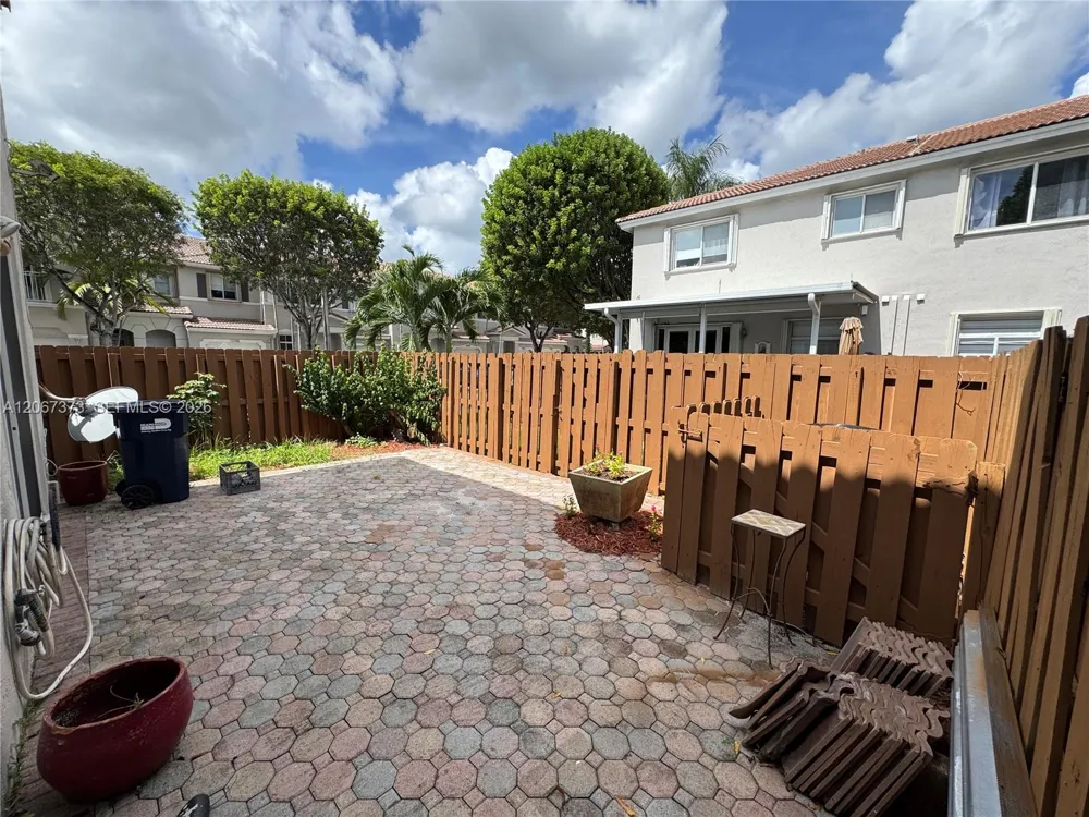 5606 NW 112th Psge Doral, FL 33178