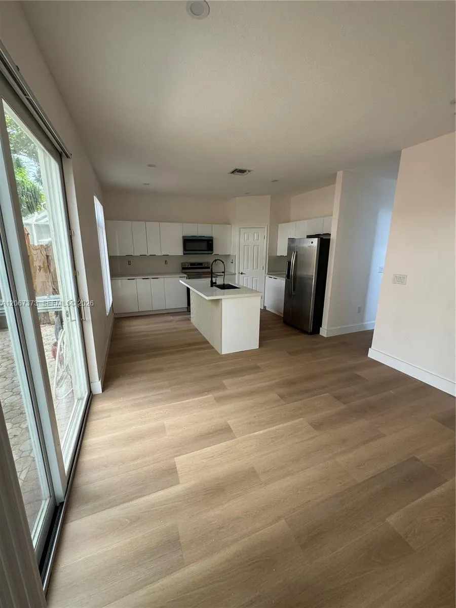 5606 NW 112th Psge Doral, FL 33178
