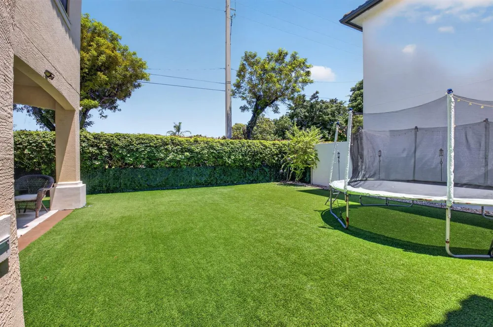 4012 Artesa Drive Boynton Beach, FL 33436