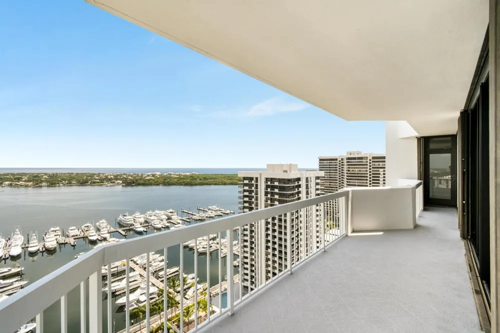 123 LAKESHORE DRIVE #PH45 North Palm Beach, FL 33408