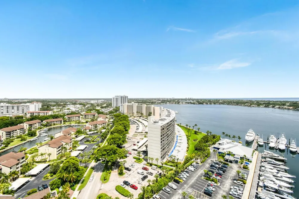 123 LAKESHORE DRIVE #PH45 North Palm Beach, FL 33408