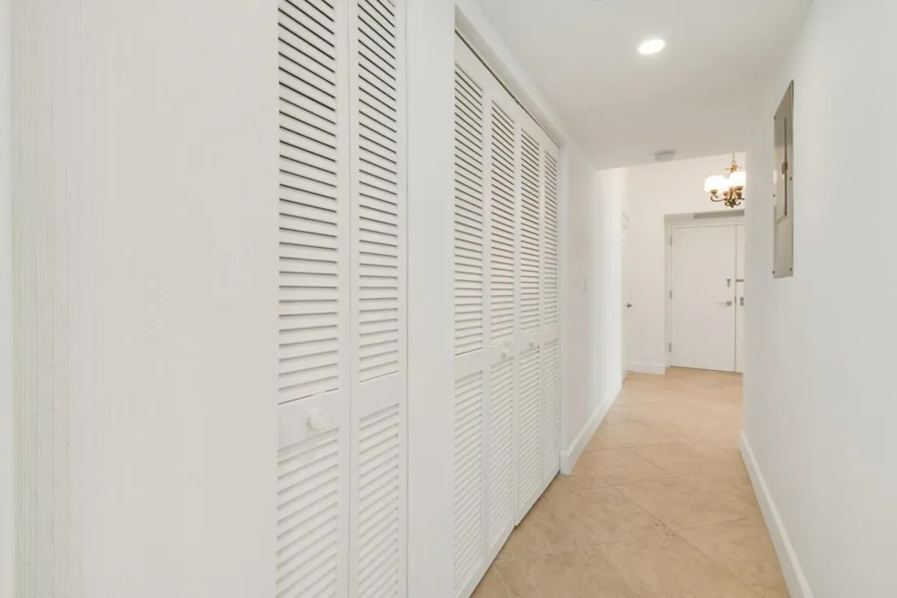123 LAKESHORE DRIVE #PH45 North Palm Beach, FL 33408