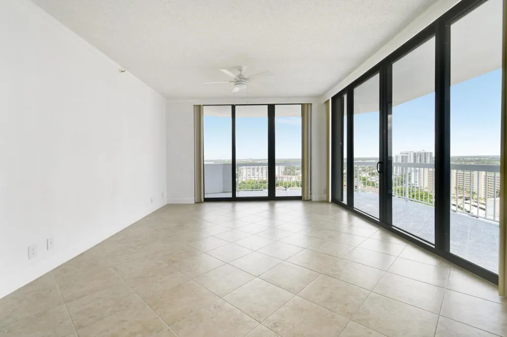 123 LAKESHORE DRIVE #PH45 North Palm Beach, FL 33408