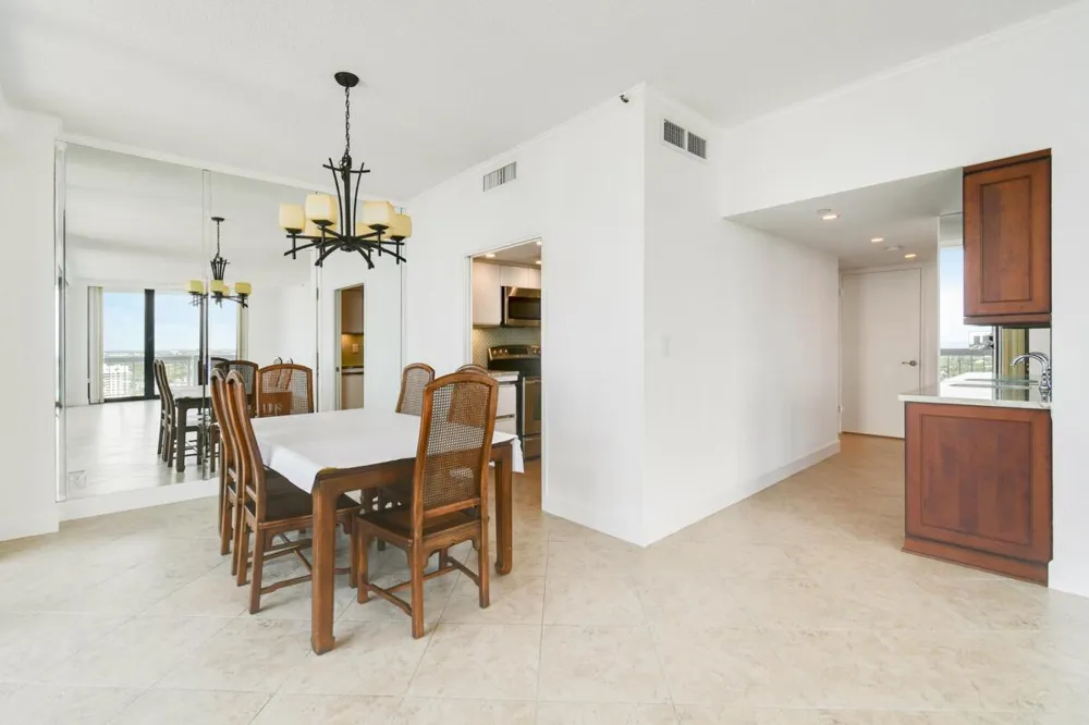 123 LAKESHORE DRIVE #PH45 North Palm Beach, FL 33408