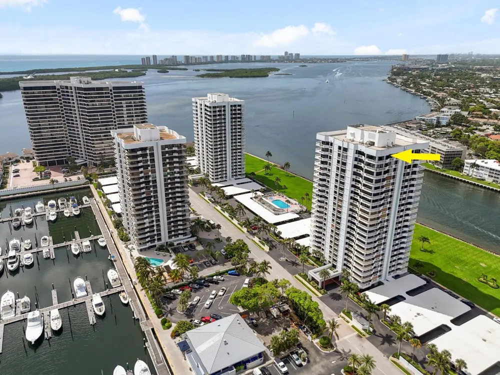123 LAKESHORE DRIVE #PH45 North Palm Beach, FL 33408