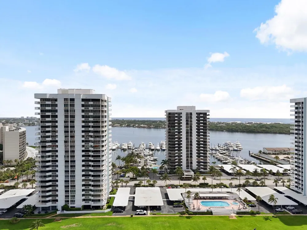 123 LAKESHORE DRIVE #PH45 North Palm Beach, FL 33408
