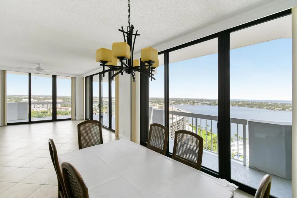 123 LAKESHORE DRIVE #PH45 North Palm Beach, FL 33408