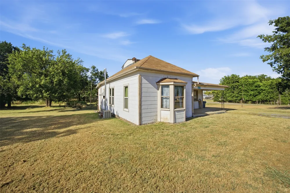 201 W Madison McAlester, OK 74501