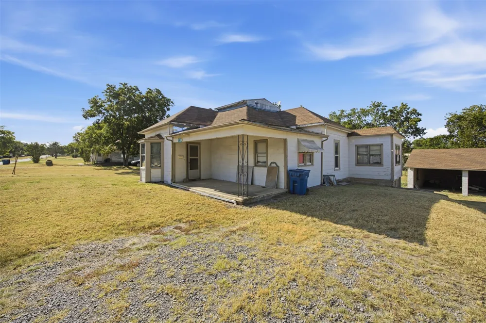 201 W Madison McAlester, OK 74501