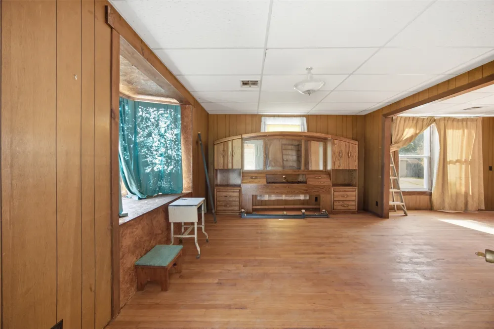 201 W Madison McAlester, OK 74501