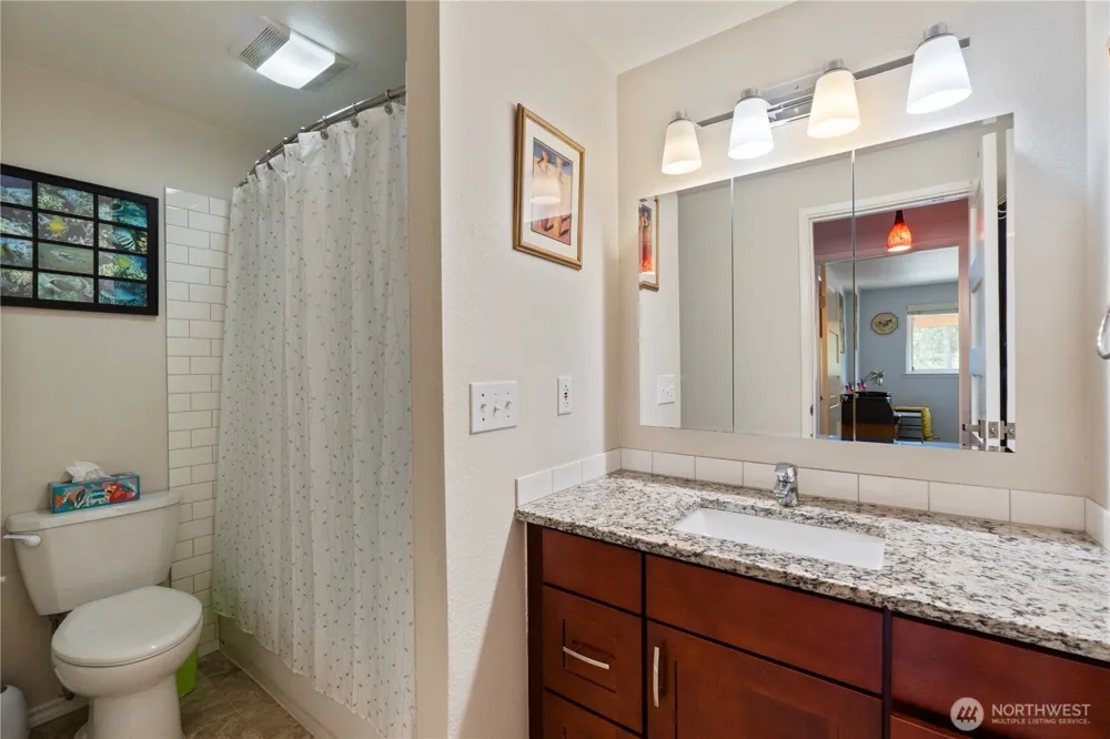 7305 224th Street SW #F6 Edmonds, WA 98026