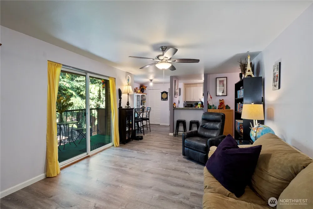 7305 224th Street SW #F6 Edmonds, WA 98026
