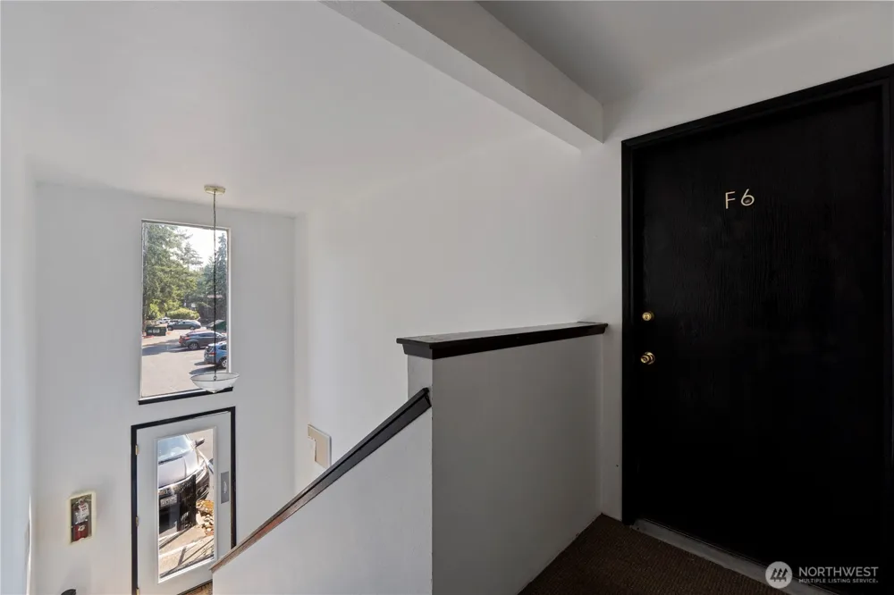 7305 224th Street SW #F6 Edmonds, WA 98026