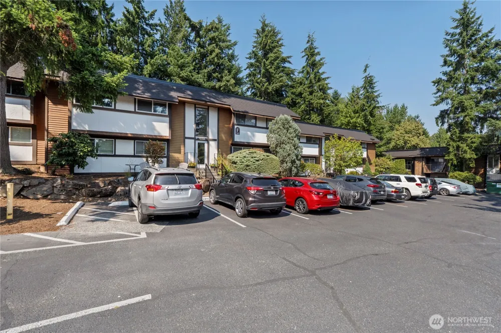 7305 224th Street SW #F6 Edmonds, WA 98026