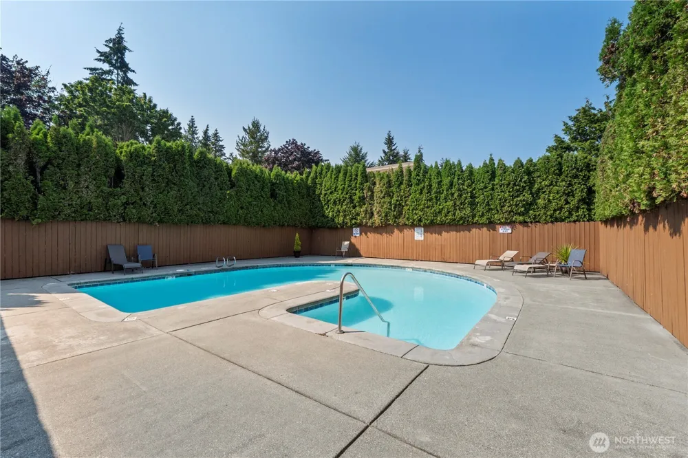 7305 224th Street SW #F6 Edmonds, WA 98026