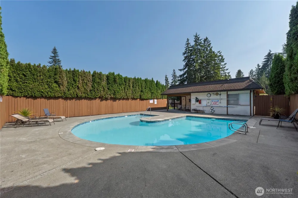 7305 224th Street SW #F6 Edmonds, WA 98026