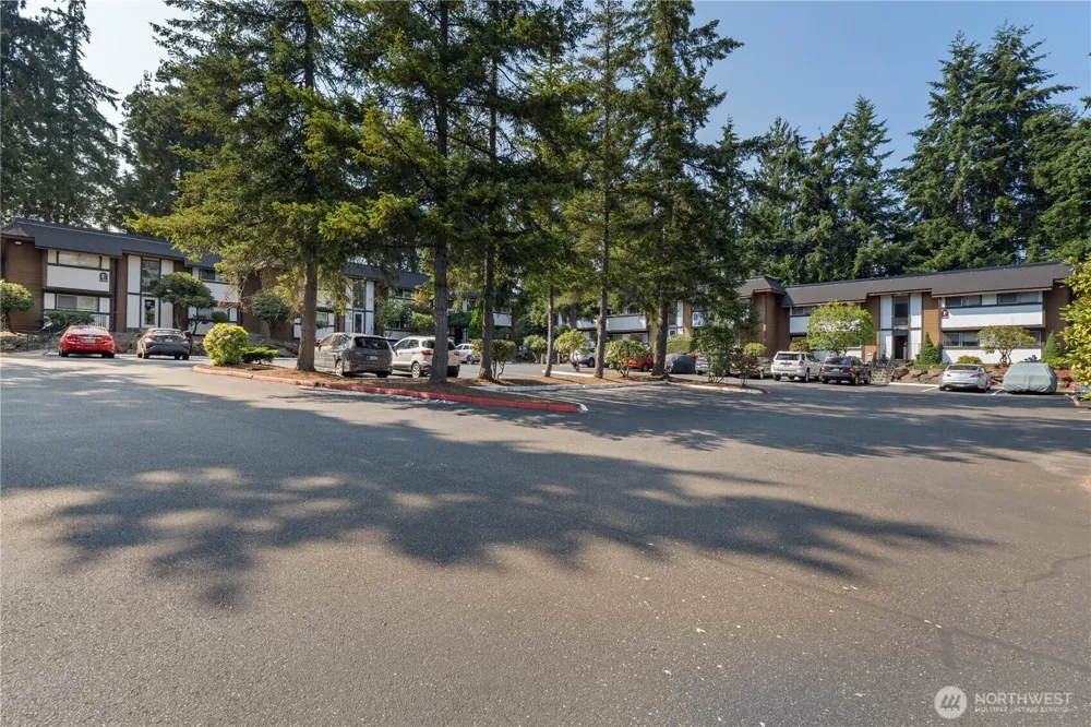 7305 224th Street SW #F6 Edmonds, WA 98026