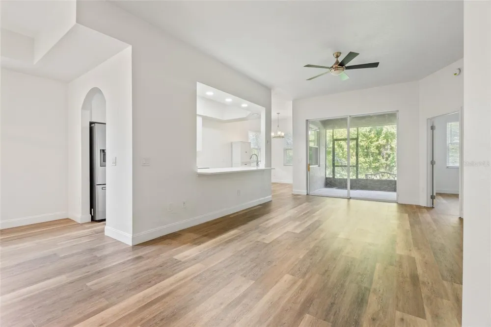 9416 MYRTLE CREEK LANE #701 Orlando, FL 32832