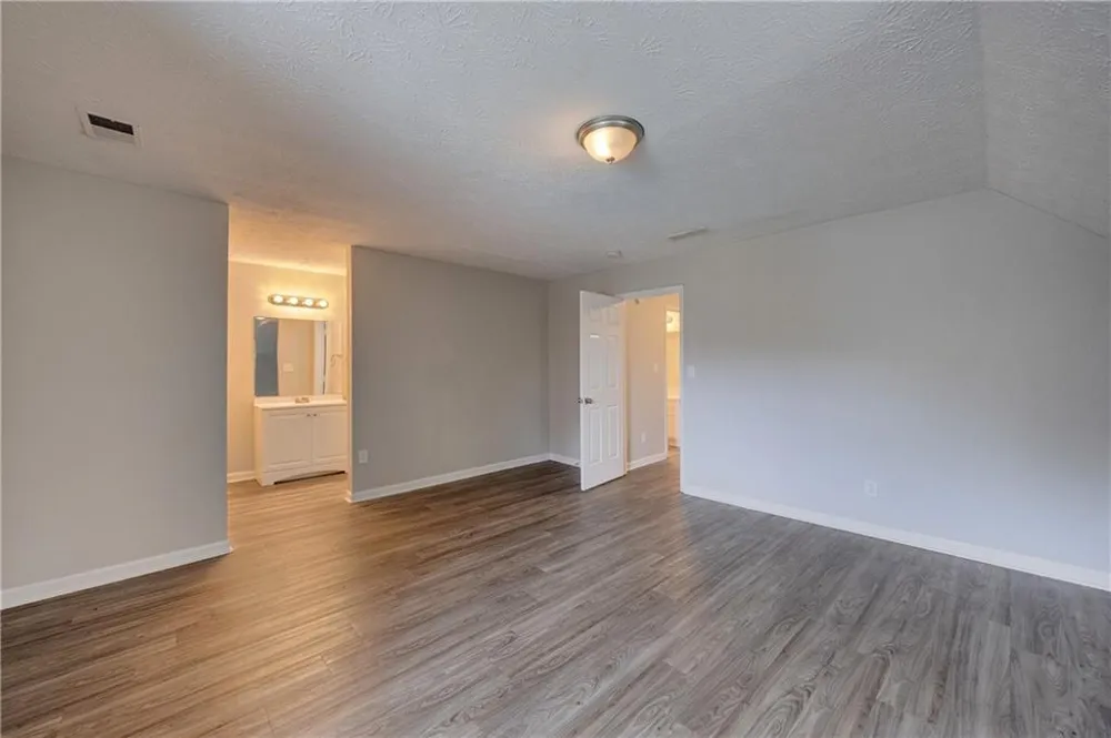 6934 Cottonwood Trail Riverdale, GA 30296