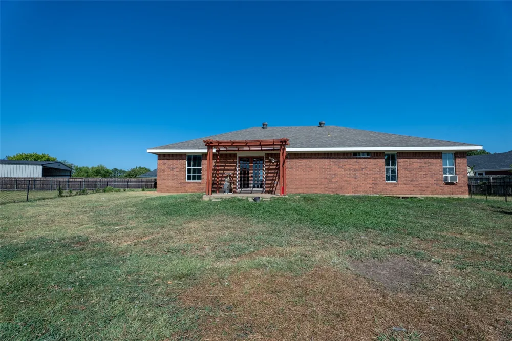 708 David Lane Collinsville, TX 76233