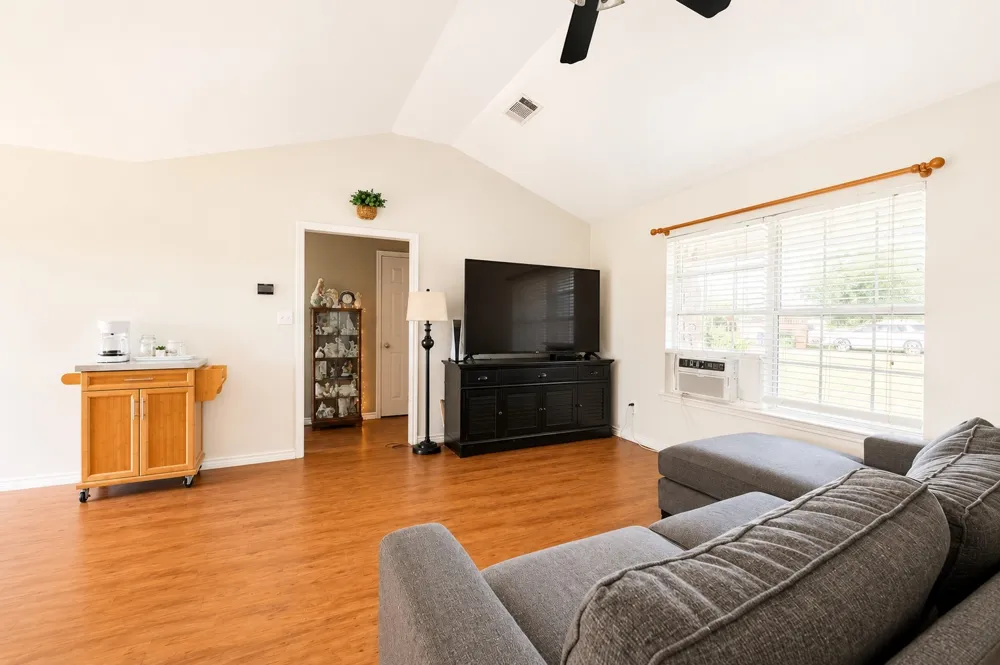 708 David Lane Collinsville, TX 76233